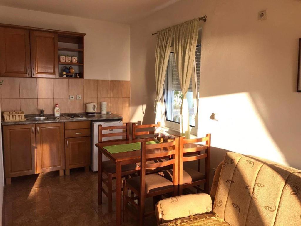 Majero Apartments Utjeha-Bušat Eksteriør billede